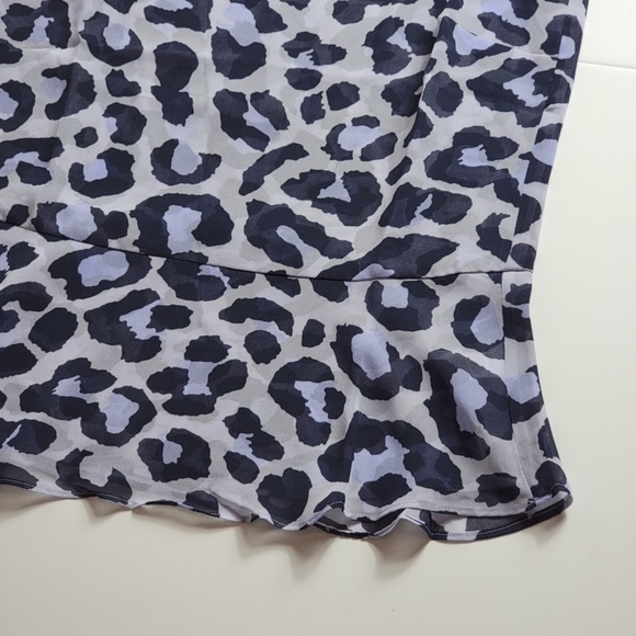 CAbi Feline Blouse Sleeveless - Picture 7 of 9